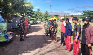 Kapten Benny Gunawan Memimpin Gotong Royong Bersama TNI Di Desa Buae