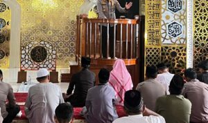 Penegasan Kapolres Sidrap Dalam Safari Jumat Di Kel. Maccorawalie