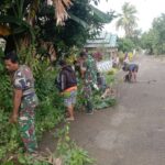 Bersama Basmi Penyakit: Gotong Royong Bersihkan Saluran Air