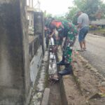 Aksi Bersih-Bersih Di Desa Corawali