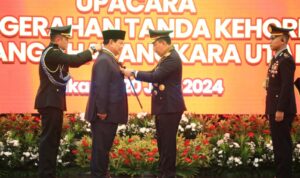 Tanda Kehormatan Tertinggi Polri Untuk Prabowo