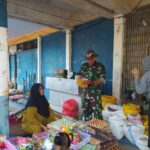Cek Sembako, Babinsa Beraksi