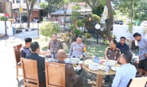 Kebersamaan Di Sidrap: Hidangan Kapurung Mempererat Sinergi