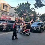 Cegah gangguan Kamseltibcarlantas Sore, Personil Unit Samapta Polsek Astanaanyar Laksakan Kegiatan Penjagaan dan Pengaturan Lalulintas