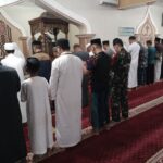 Safari Subuh: Babinsa Kodim 1420/Sidrap Eratkan Silaturahmi