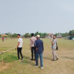 Anggota Polsek Tirtajaya melaksanakan Pengamanan Turnamen Sepakbola Kades Cup Desa Pisangsambo 2024