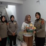 Rangkaian Giat Dalam Rangka HUT Polwan ke-76 TH Anjangsana Ke Polwan Polres Bogor Yang Sudah Purna Tugas