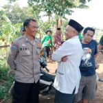 Pastikan wilayah binaan aman, Bhabinkamtibmas Desa Nanjungmekar Rancaekek kunjungi warga di wilayah binaan