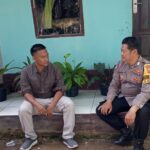 Rutin kunjungi warga, Bhabinkamtibmas Desa Haurpugur Rancaekek ajak warga ikut berperan serta dalam menjaga kondusifitas kamtibmas