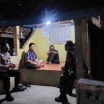 Sinergitas TNI-POLRI Tingkatkan Kesadaran Masyarakat Terhadap Keamanan Melalui Patroli Siskamling