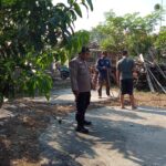 Bhabinkamtibmas Desa Warung Bambu Sambangi Warga Dusun Sukamulya