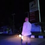 Tiga Personel Polsek Tegalwaru Patroli Malam di Jalan Utama Pangkalan – Loji Memastikan Aman