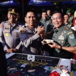 Kapolda Jabar Beri kejutan di Hari Ulang Tahun Pangdam III Siliwangi yang ke-53 tahun