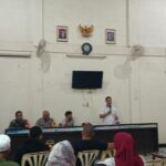 Bhabinkamtibas Hadiri Giat Minggon di Desa Cibinong