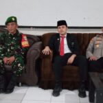 Personil Patroli Polsek Klari Cek dan Sambangi Poskamling untuk Tingkatkan Keamanan Lingkungan