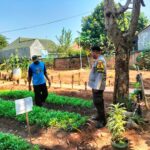 Cegah Gukamtibmas di Lingkungan Masyarakat, Bhabinkamtibmas Polsek Telagasari Sambangi Warga dan Beri Himbauan