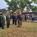 Kapolsek Banjaran Hadiri Upacara Bendera Dalam menyambut Hut Ri Ke 79