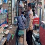 Patroli KRYD Personel Polsek Lemahabang Di Pasar Tradisional