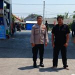 Sosialisasi Layanan Call Center 110 Personel Polsek Lemahabang Di SPBU