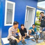 Ngawangkong dengan Bhabinkamtibmas Sampikan keluh kesah terkait kamtibmas