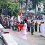 HUT Ke-79 RI, Plh Kapolresta Bandung Hadiri Upacara Pengibaran Bendera Merah Putih