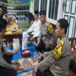 Bhabinkamtibmas Polsek Rengasdengklok Giat Patroli Dialogis Dan Duduk Bareng Bersama Warga