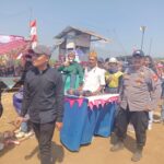 Bhabinkamtibmas Karyalaksana Laksanakan Pengamanan Giat Perayaan HUT Kemerdekaan RI Ke-79