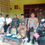 Sinegritas TNI POLRI Sambangi Desa Binaan.
