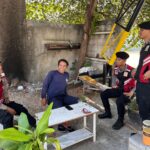Anggota Sat Samapta Polres Karawang laksanakan Patroli Perintis Presisi dan Prekat serta menyambangi Scurity Perumahan Cluster Jasmine Village.