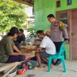 Bhabinkamtibmas Desa Sukamakmur Sampaikan Pesan Kamtibmas Kepada Masyarakat