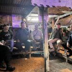 Anggota Samapta Sampaikan Pesan Kamtibmas Kepada Komunitas Opang di Tol Karbar