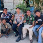 Sambangi Warga, Personel Polsek Lemahabang Imbaukan Cegah Peredaran Dan Penyalahgunaan Obat Terlarang