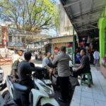 Bhabinkamtibmas Sambangi Pedagang di Pasar Plaza Raharja Dayeuhkolot