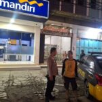 Unit Patroli Polsek Klari Sambang dan Dialogis Dengan Juru Parkir