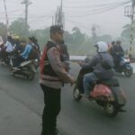 Unit Samapta Polsek Rancaekek pengaturan lalu lintas pastikan lalulintas dan aktivitas warga masyarakat lancar