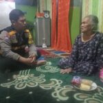 Kunjungi kediaman warga, Bhabinkamtibmas Desa Cangkuang Rancaekek sampaikan pesan kamtibmas
