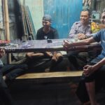 Lakukan Pendampingan Siskamling, Bhabinkamtibmas Pastikan Lingkungan Tetap Kondusif