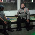 Jaga Keamanan Lingkungan Desa Binaan, Bhabinkamtibmas Polsek Telagasari Lakukan Pembinaan Siskamling