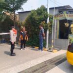 Patroli Polsek Kotabaru Sambangi Tokma Berikan Pesan Kamtibmas Cegah Kriminalitas di Siang Hari