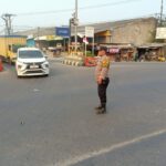 Polisi Laksanakan Gatur Lalin, Cegah Kemacetan di Lamer Tanjungpura, Karawang