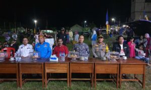 Harmoni Merah Putih di Bawah Pengawalan jajaran Polsek Polres Sidrap