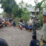 Aksi Karya Bakti Sertu Darwis: Bersihkan Dusun, Jaga Damai