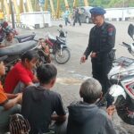 PERSONIL BRIMOB JABAR MELAKSANAKAN PATROLI HARKAMTIBMAS GUNA MENCEGAH KRIMINALITAS