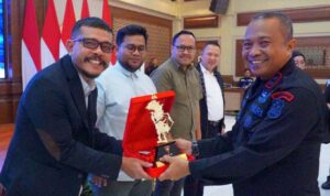Brimob Kolaborasi Asyik Bareng IWO, Asah Skill Humas!