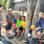 Bhabinkamtibmas Kembali Sosialisasikan Nomor Wachapp Kepada Warga Binaan Desa Walahar