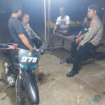 Cooling System Bersama Warga, Polsek Rengasdengklok Sampaikan pesan Kamtibmas Jelang Pilkada 2024