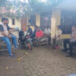 Bhabinkamtibmas Polsek Telagasari Sambangi Warga Untuk Sampaikan Himbauan TPPO