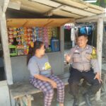 Bhabinkamtibmas Lakukan Giat Sambang dengan Masyarakat Tanjungmekar Karawang