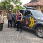 Anggota Polsek Batujaya Sambangi Tempat Wisata Candi Jiwa Batujaya melalui kegiatan Patroli Prekat