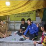 Pesan Bhabinkamtibmas Polsek Tegalwaru Sambang Warga Ajak Peduli Jaga Kamtibmas